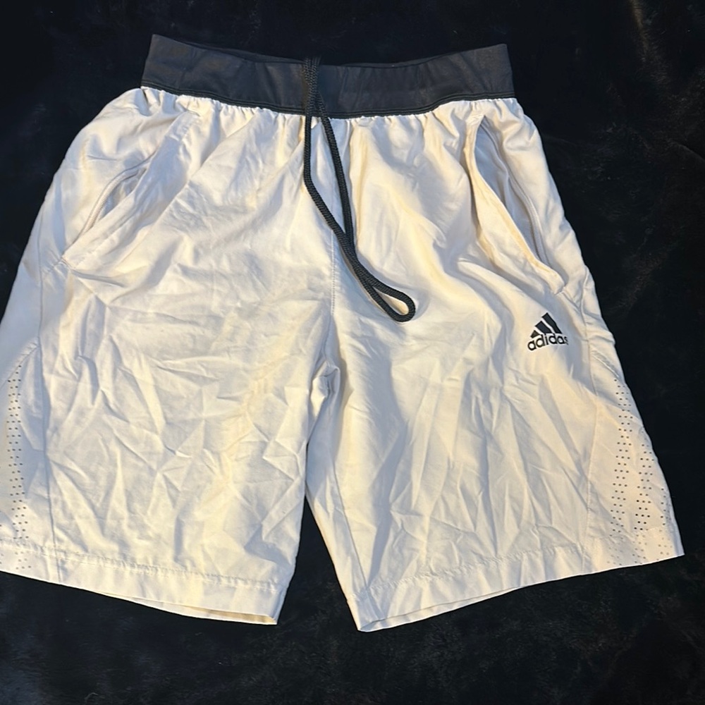 Adidas Cream w/ Black Athletic Shorts Lightweight Comfort Clean Size S